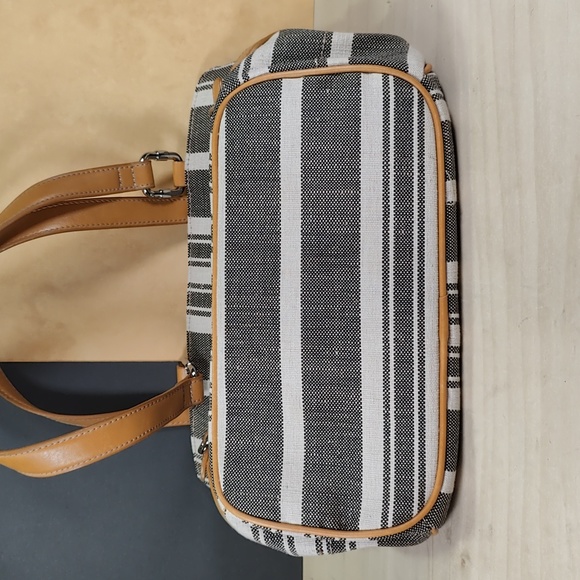 Etienne Aigner canvas shoulder bag - Picture 9 of 12